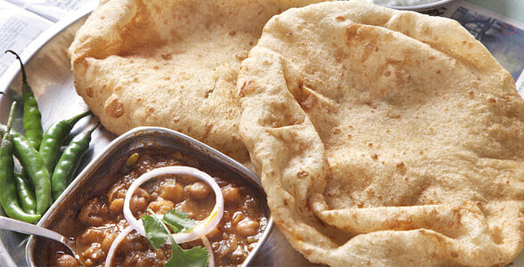 Chole Bhature Famous Food in Delhi