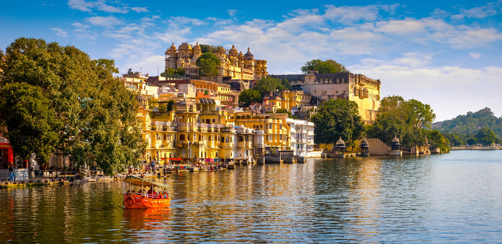 The Ultimate Udaipur Travel Guide: All the Information You Need